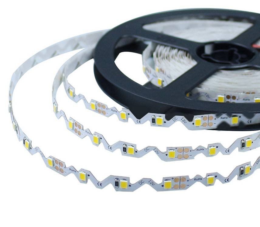 LED juosta 12 V nuolatinės srovės, 30 W, 6 mm, „Zig Zag“, IP20 (SMD2835, 60 kanalų/m), 5 metrų ritinys