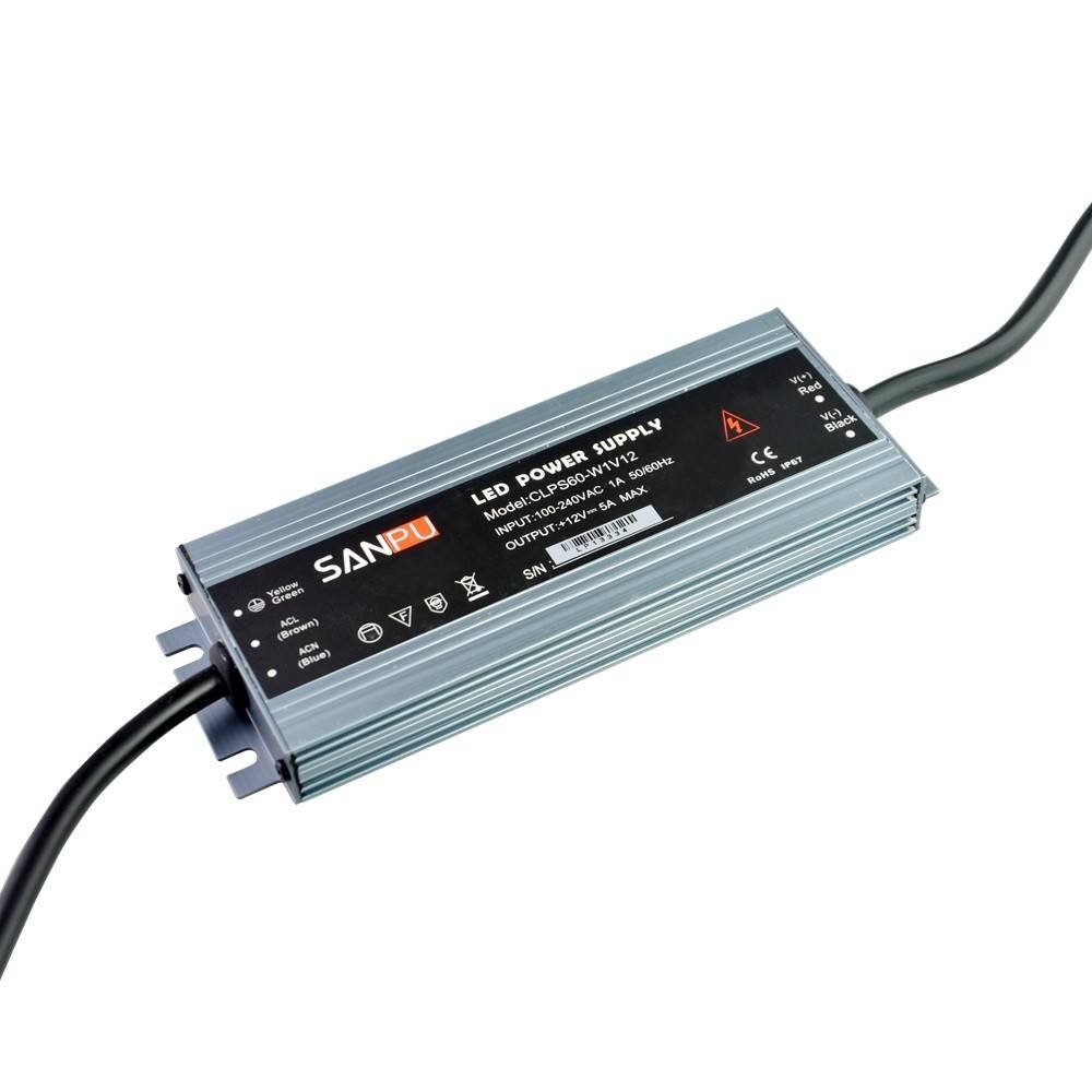 Kompaktiškas vandeniui atsparus maitinimo šaltinis 12V 60W IP67