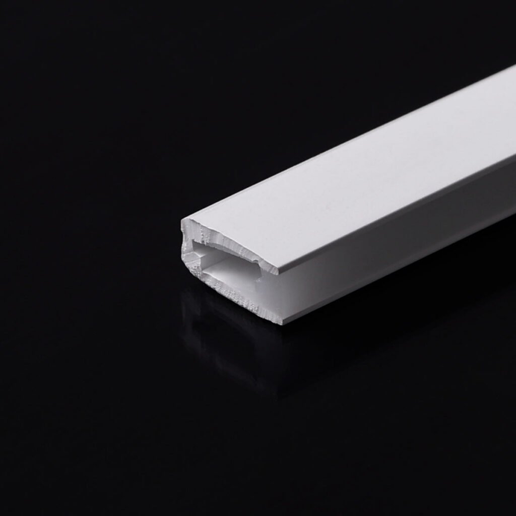 Balta lanksti silikoninė mova – Neoninė LED juostelė – 4x8 mm – Horizontalus išlinkimas – Paviršius
